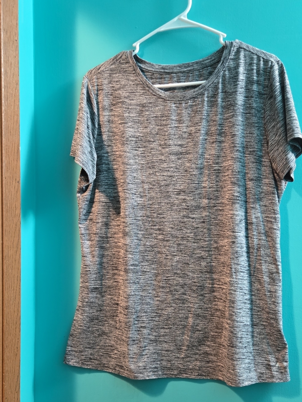 Amazon Essentials Gray Heather Short Sleeve Crew Tee